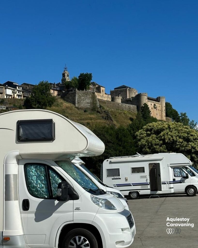 Área para autocaravanas de Puebla de Sanabria perteneciente a la red Camping-Car Park