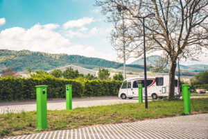 Innovación aplicada a las áreas inteligentes para autocaravanas del modelo Camping-Car Park